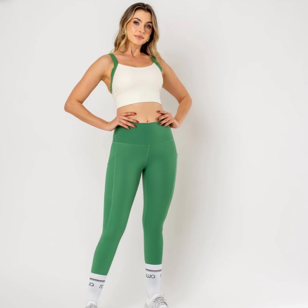 Green High-Waisted Leggings